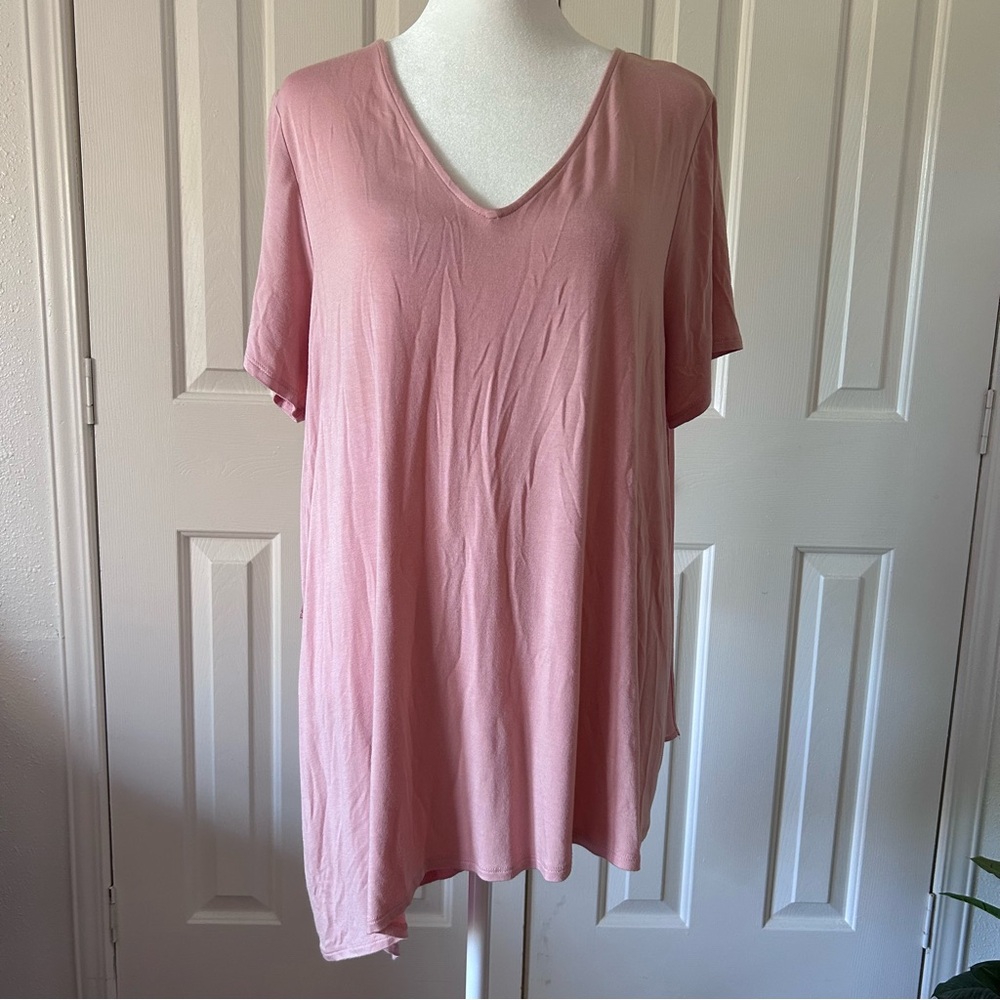 Lisa Rinna | Pink Short V-neck Sleeve Top w/ Chiffon Cape | Size L NWOT